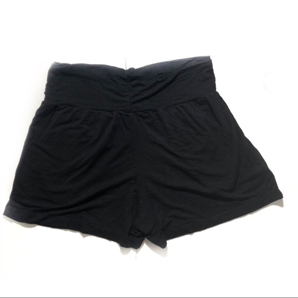 Florencia Arias Hawaii Black Shorts Medium - Picture 3 of 3